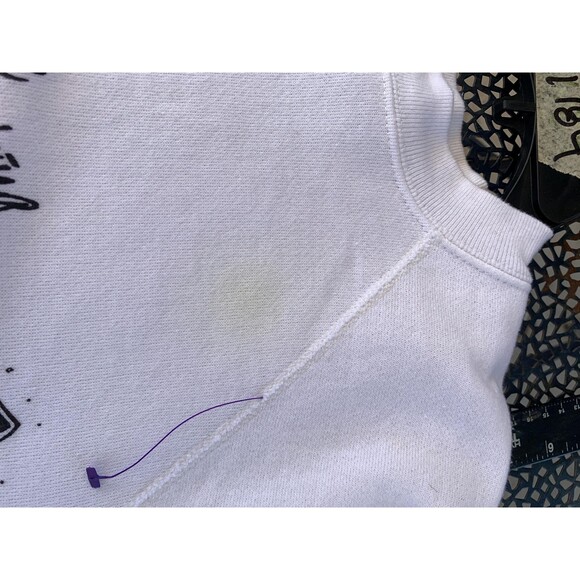 80s Dead Stock YMCA we Making Magic sweatshirt Raglan Sleeves sweatshirt Size L - Picture 7 of 7